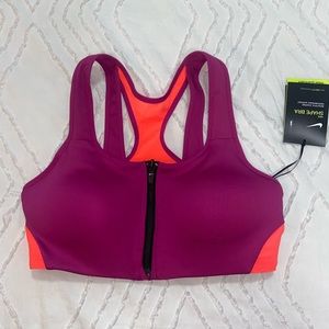 Nike Women’s Shape Zip High Support Sports Bra